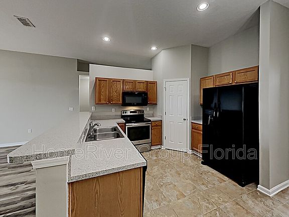 4th image of 1355 Spanish Needle Ct