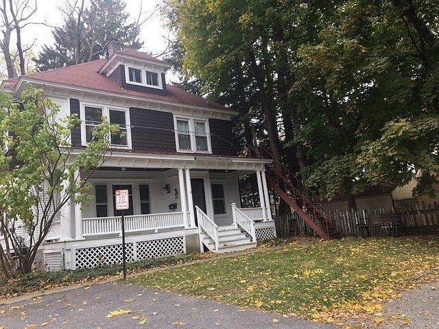 1st image of 11 Weidman Pl