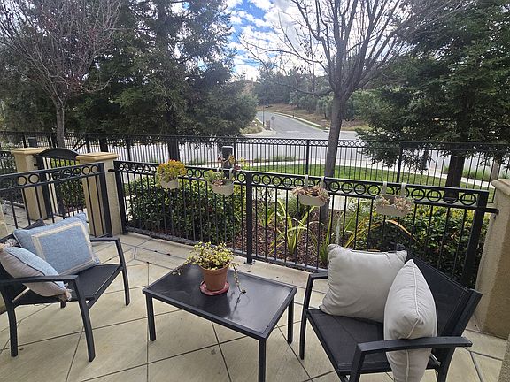 3rd image of 334 Olive Hill Dr