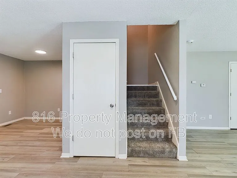 2314-2316 Monroe Ave #2316 — Photo 6