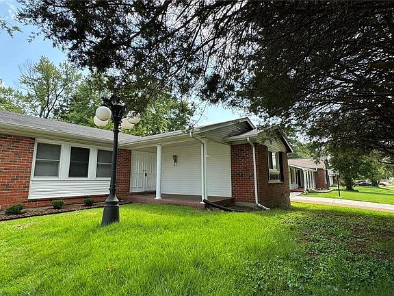 4th image of 2080 Huntington Dr