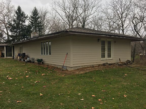 2nd image of 8050 Clouse Rd