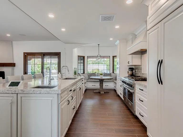 9402 E La Posada Cir — Photo 5
