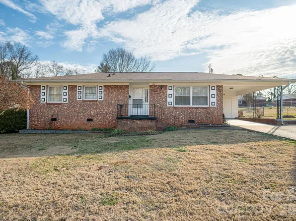 124 Burton Hills Cir, Gastonia, NC 28054