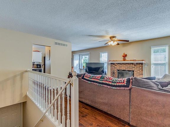 5th image of 12102 Beckford Estates Dr