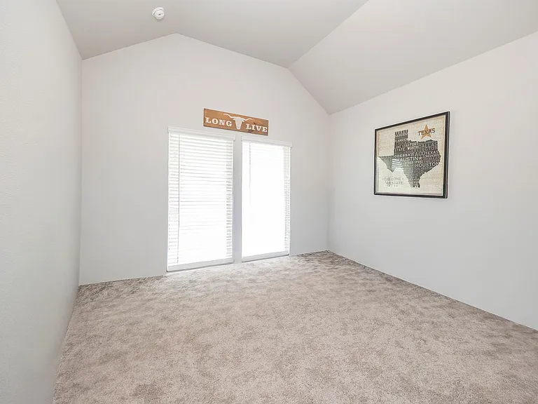 5928 Mustang Creek Ln — Photo 5