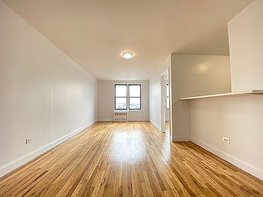 1st image of 3255 Randall Ave APT 3B