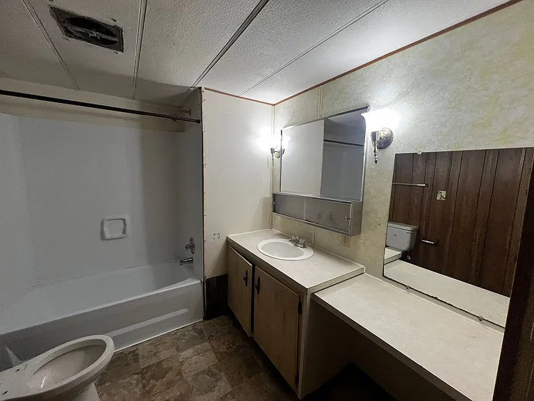 7592B Woodland Rd — Photo 13