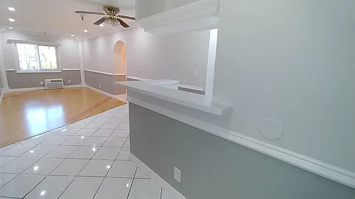 Floor plan 401
