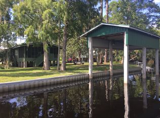 57 SE 252nd St, Old Town, FL 32680