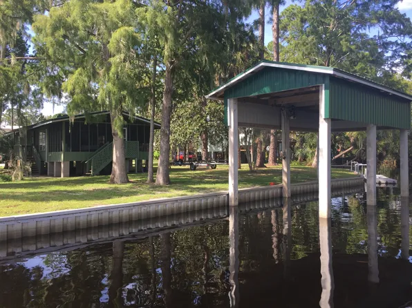 57 SE 252nd St, Old Town, FL 32680