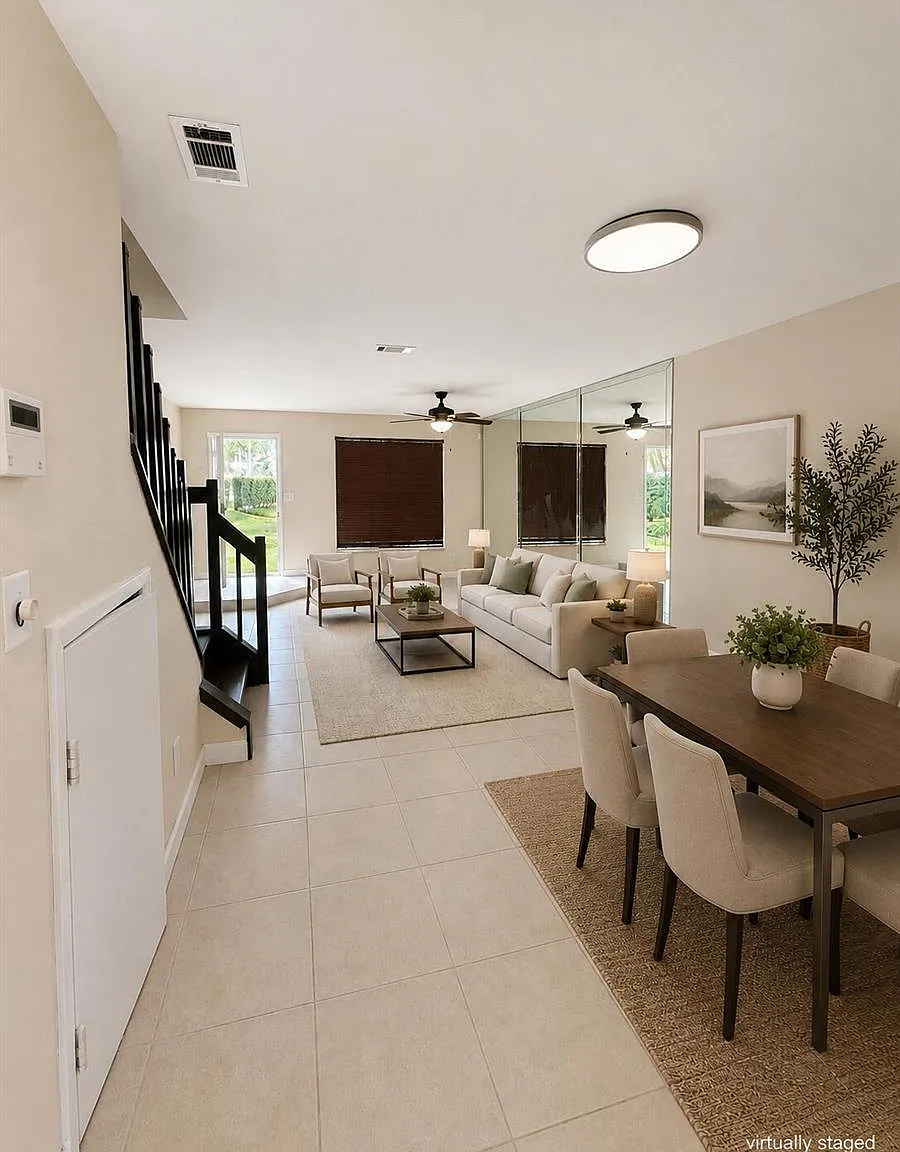 2 bed, 1060 sqft, $2,550 — Photo 2