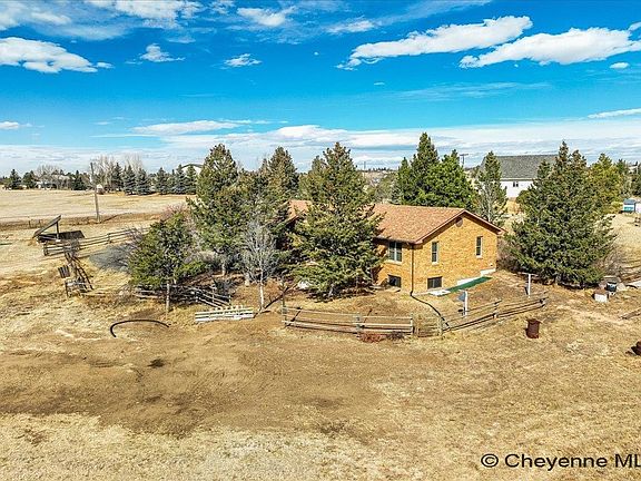 3rd image of 8917 Powderhouse Rd