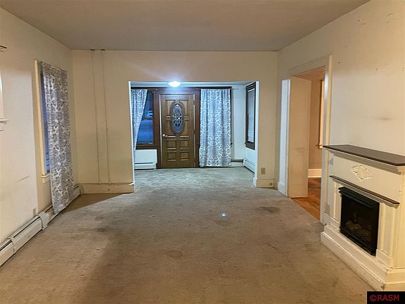 4th image of 320 W Mulberry St