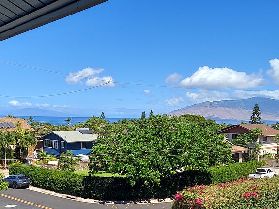 Front lanai view