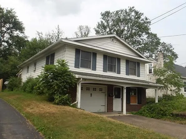 41 College St, Gowanda, NY 14070