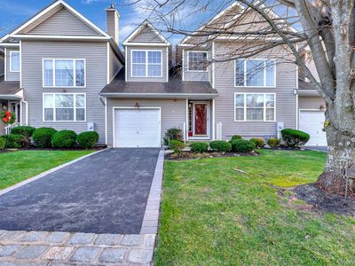 45 Halley Lane, Miller Place, NY, 11764