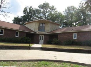 31 Newberry Dr, Phenix City, AL 36870