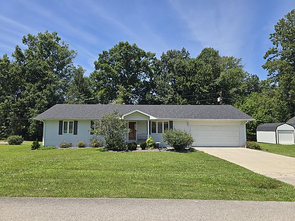 2nd image of 366 Meadowbrook Rd