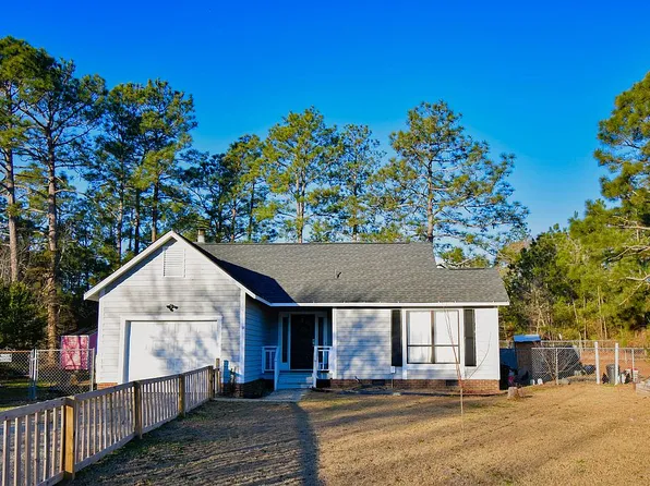3101 Westgate Cv, Hope Mills, NC 28348