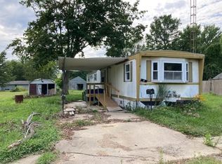 311 N Maple St, Newton, IL 62448