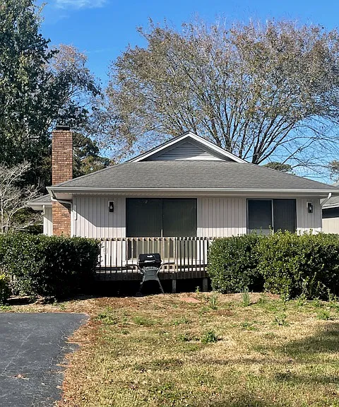 1805 Plantation Dr — Photo 1