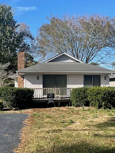 1805 Plantation Dr Photo 1