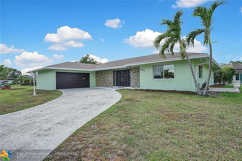 1st image of 5813 Australian Pine Dr