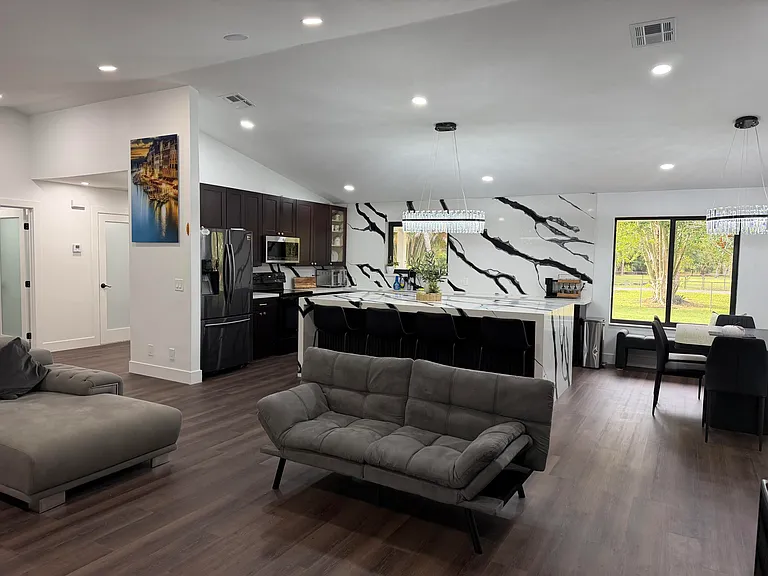 8264 Palomino Dr — Photo 30