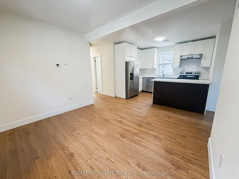300 S Kingsway #UPPER — Photo 3