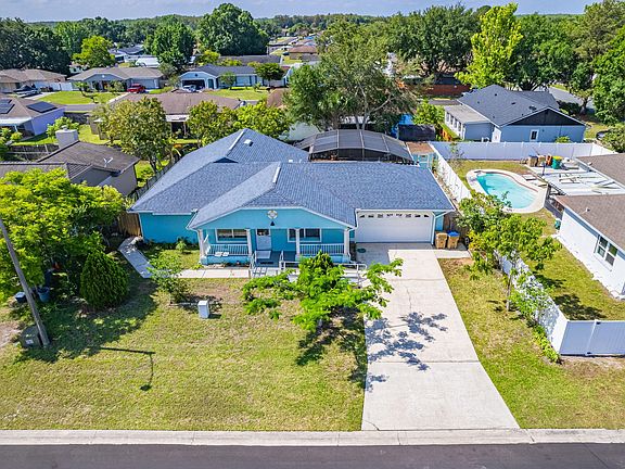 2nd image of 104 Guadalajara Dr