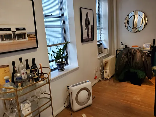 Rented by Krieger Real Estate LLC | media 17