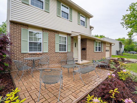 4th image of 11047 E Whistler Dr