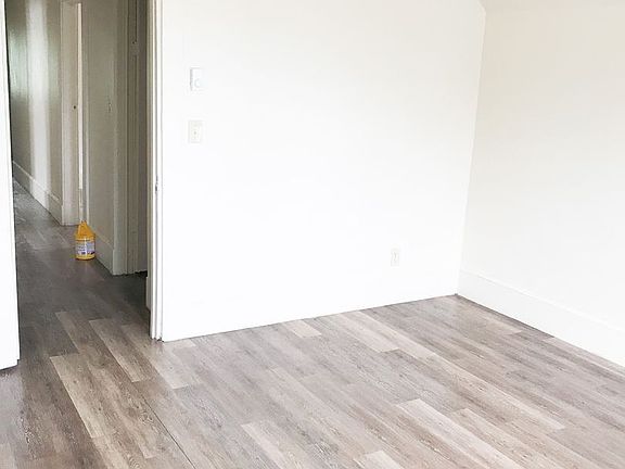 3rd image of 43-45 Dickerman St #3