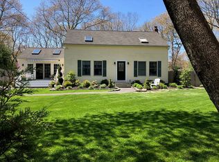 3 Lovell Rd, Hampton Bays, NY 11946