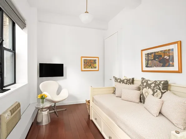 52 East 78th Street image 7 of 8