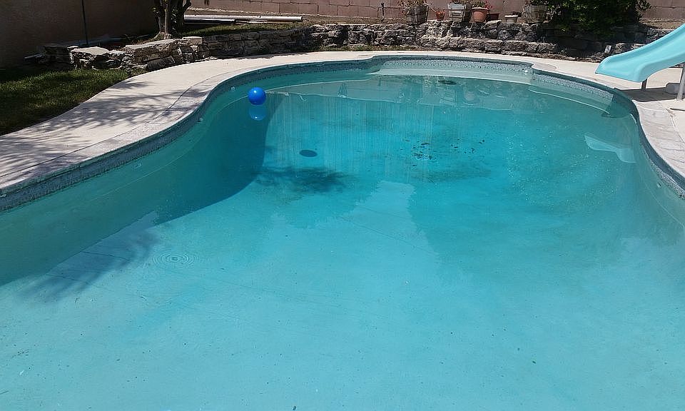 1st image of 236 W 48th St