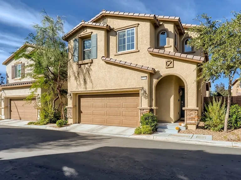 10744 Centerville Bay Ct — Photo 1