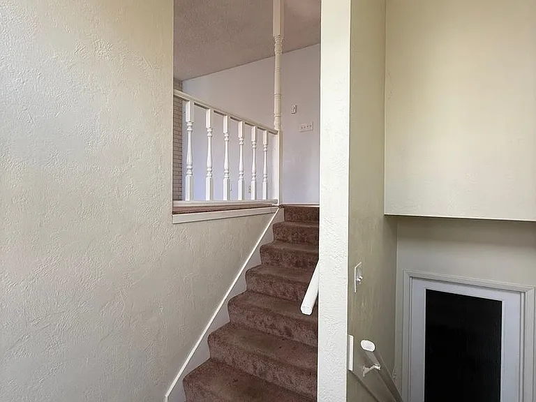 3355 Montebello Ave — Photo 24
