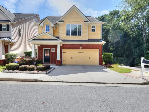 5780 Chatham Cir, Norcross, GA 30071
