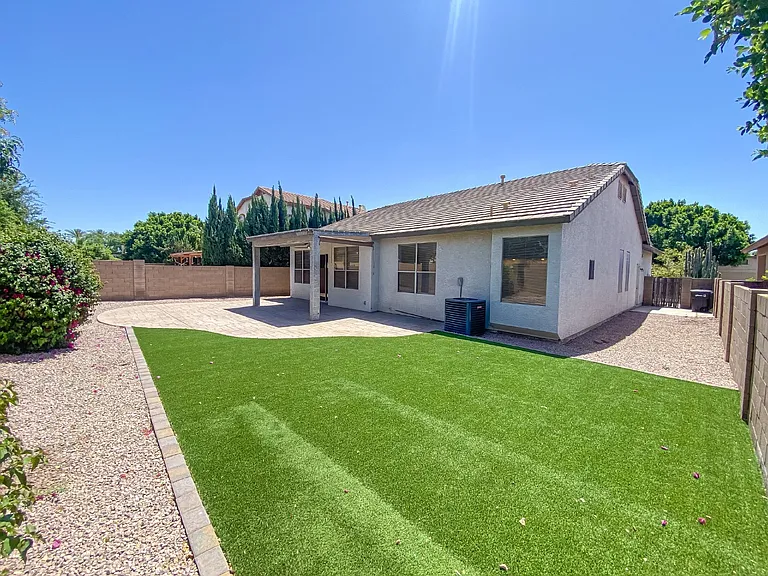 3918 E Juanita Ave — Photo 25