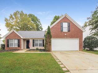 11030 Gold Pan Rd, Charlotte, NC 28215