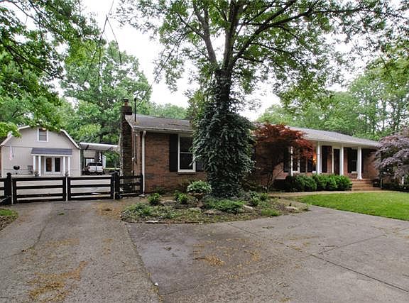2nd image of 7050 Asberry Dr