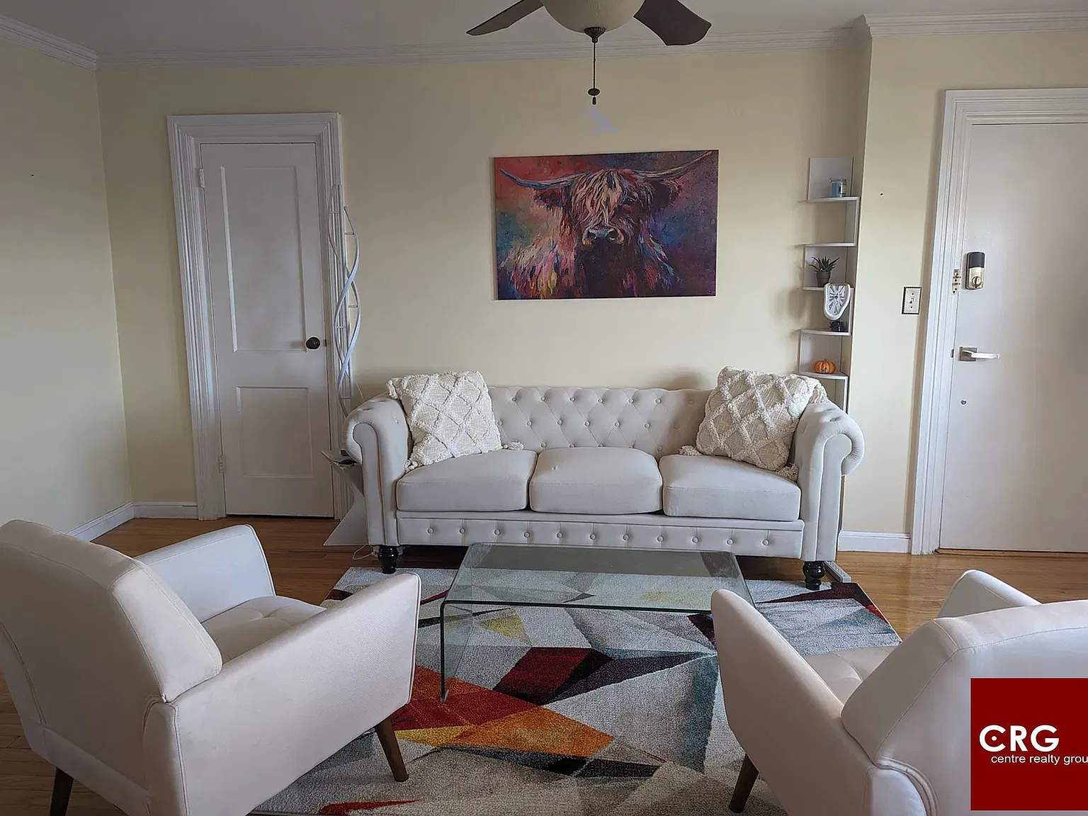 2 bed, 1.0 bath, 925 sqft, $3,800 — Photo 4