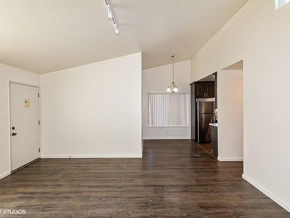 4th image of 841 Olive Ave APT 7