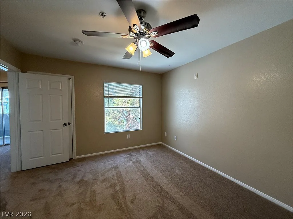 2 bed, 2.0 bath, 1028 sqft, $1,398 — Photo 2