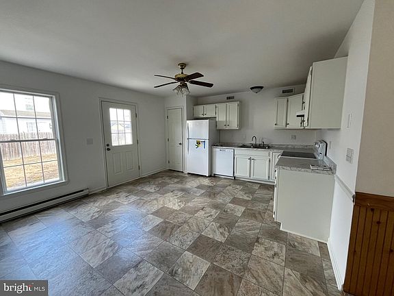4th image of 513 Vaughn Ave