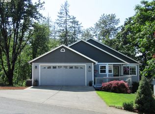 866 S 72nd St, Springfield, OR 97478