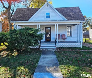 517 E 2nd South St, Carlinville, IL, 62626