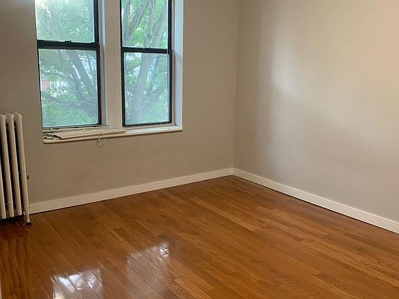 3rd image of 2233 Ocean Ave APT C2